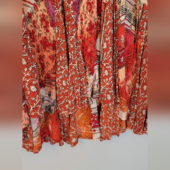 Bila Flutter Sleeve Tie Waist Dress Size Large - Picture 3 of 8